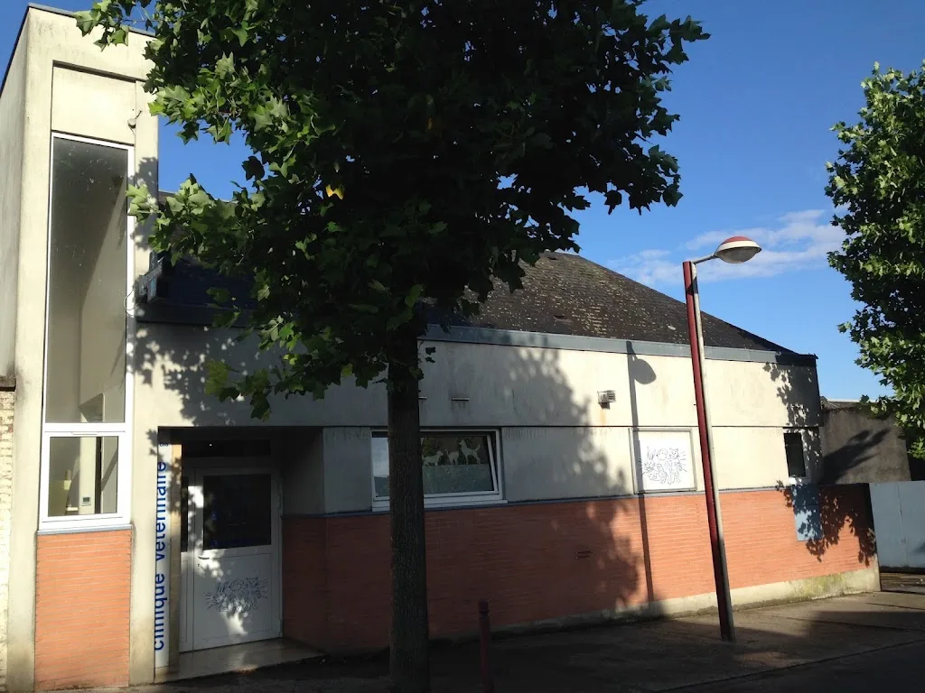 SCP SAUNIER FATIGUET-CABINET VÉTÉRINAIRE DU DOCTEUR LAURENCE FATIGUET (société civile professionnelle de vétérinaires) - photo 3