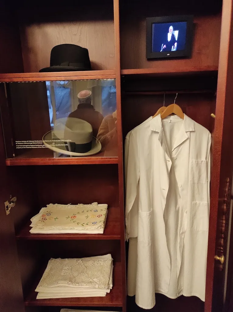 Cabinet vétérinaire des Drs. F. et V. de Fabrègues - photo 1