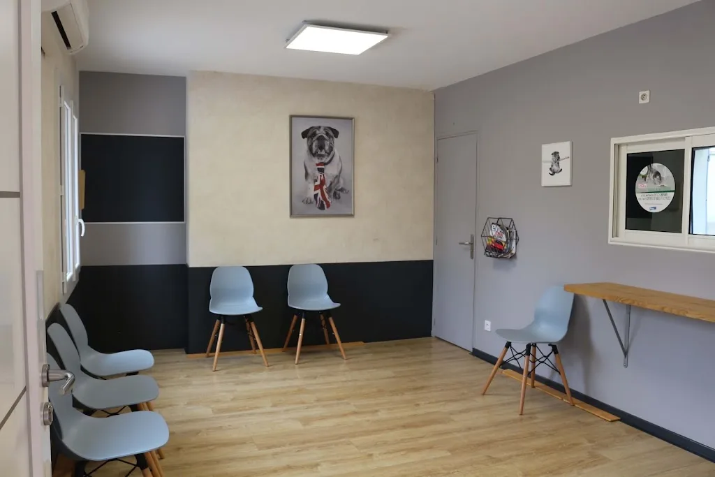 Cabinet Vétérinaire des PRADEAUX (Drs Vétérinaires ALBIN - PRIN - KASTLER) - photo 1