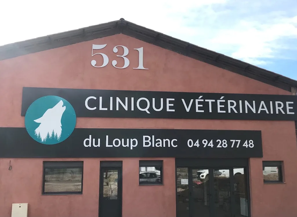 Clinique Vétérinaire du Loup Blanc - photo 1
